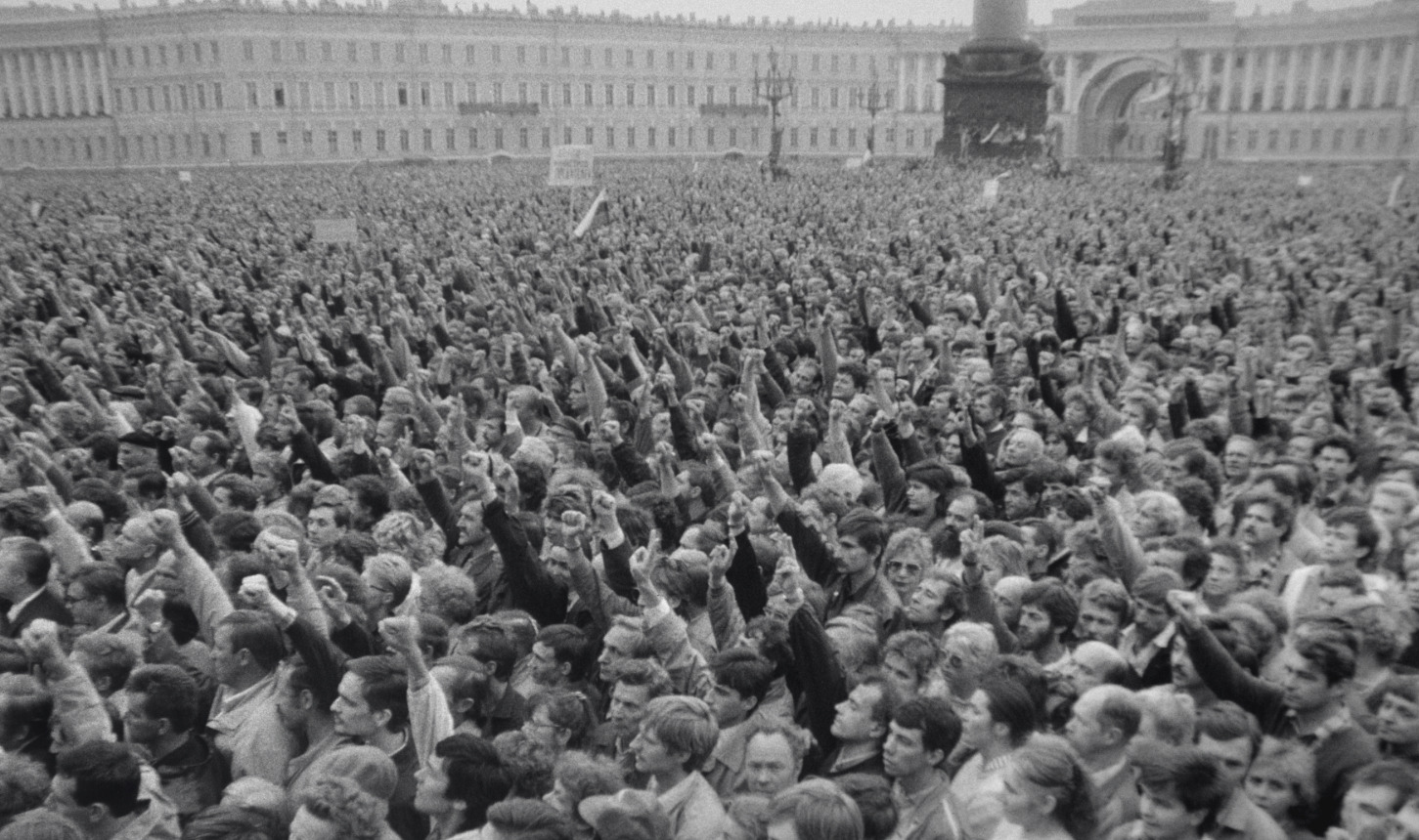 Конец 2010 х. Путч 1991 Ленинград. Августовский путч 1991 в Ленинграде. Август 1991 Дворцовая площадь. ГКЧП Ленинград.