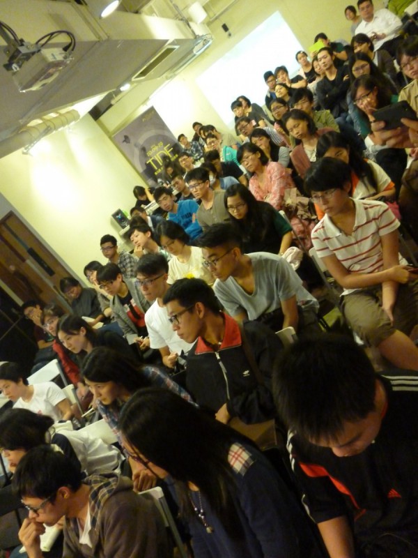 咖啡時光 吸引許多觀眾參加 DOC Café was attracting plenty of audience.