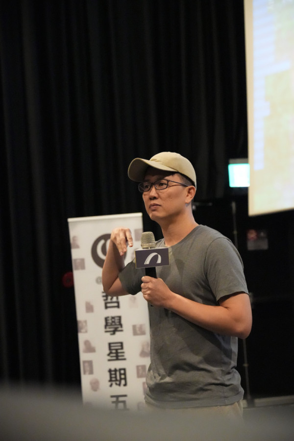 《由島至島》導演廖克發映後座談 @大魯閣新時代威秀影城 © 哲五志工